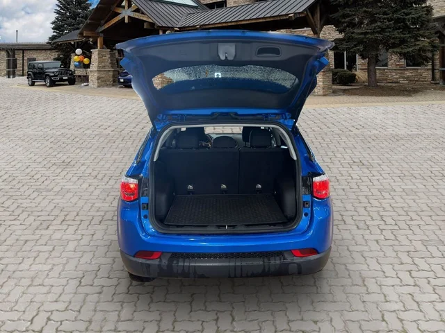 SEMINUEVOS JEEP Compass a Estados en autogozo