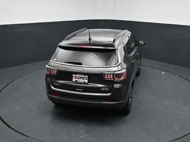 SEMINUEVOS JEEP Compass a Estados en autogozo