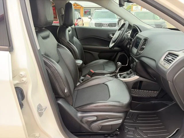 SEMINUEVOS JEEP Compass a Estados en autogozo