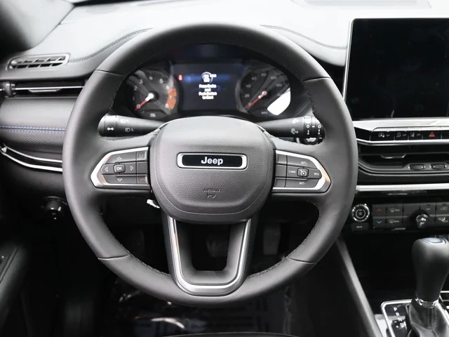 Nuevos JEEP COMPASS à Estados chez autogozo