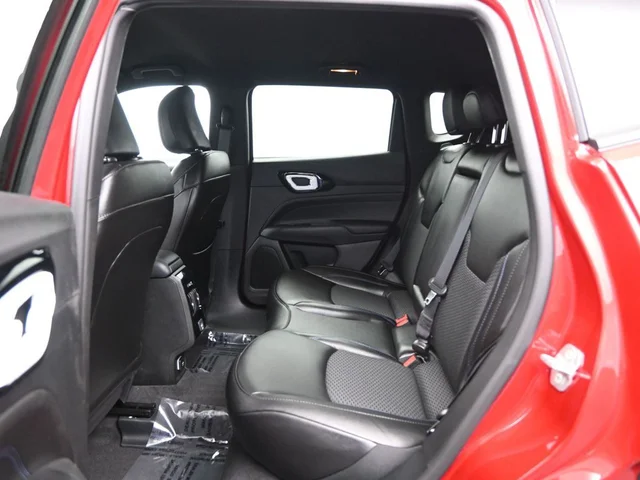 Nuevos JEEP COMPASS à Estados chez autogozo