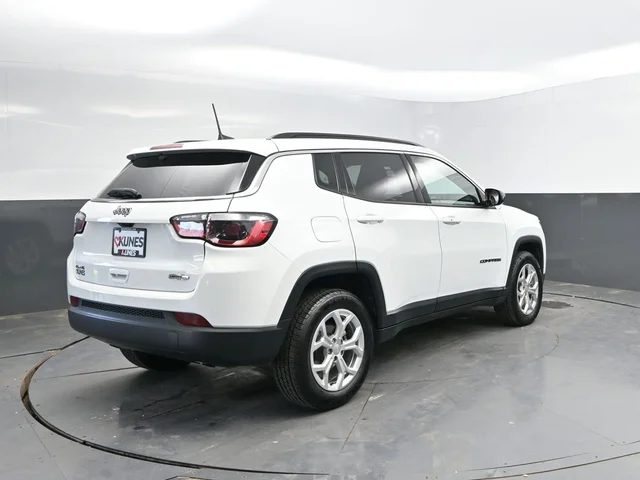 SEMINUEVOS JEEP Compass a Estados en autogozo