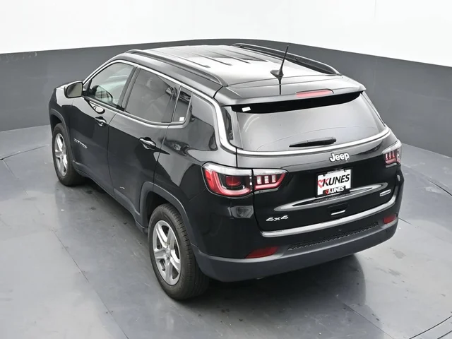 SEMINUEVOS JEEP Compass a Estados en autogozo