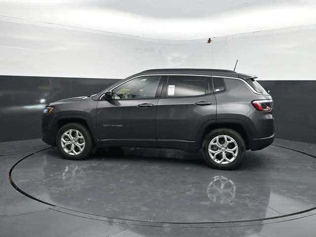 SEMINUEVOS JEEP Compass a Estados en autogozo