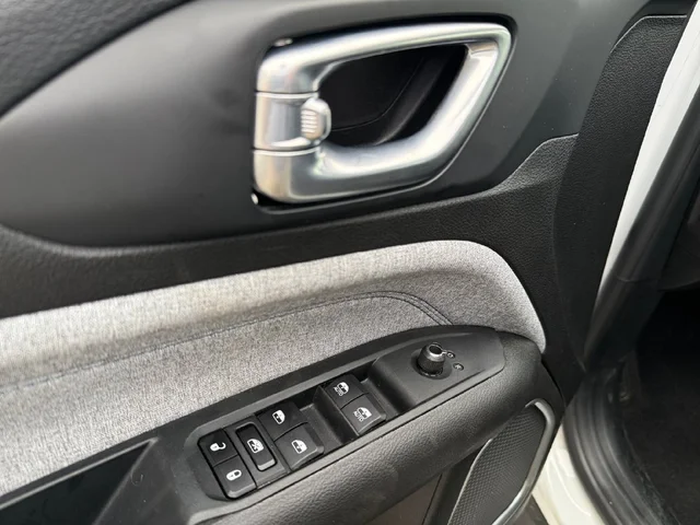 SEMINUEVOS JEEP Compass a Estados en autogozo
