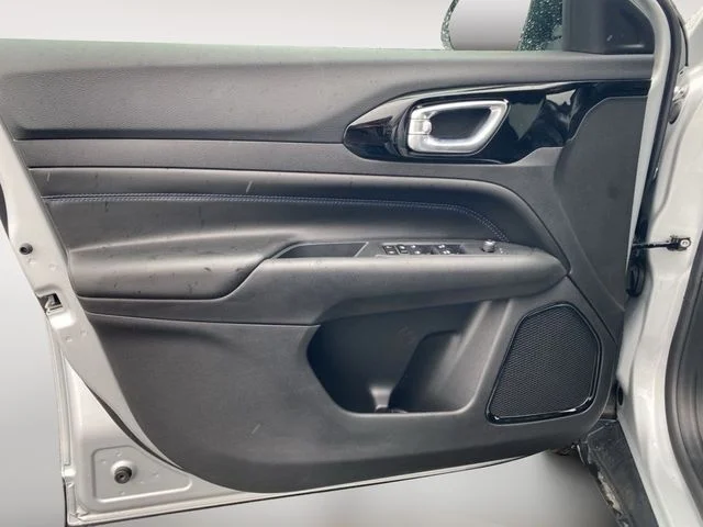 SEMINUEVOS JEEP Compass a Estados en autogozo