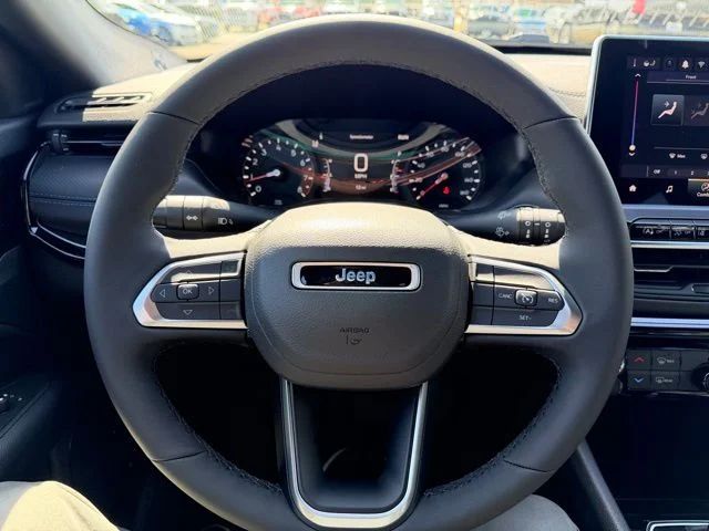 Nuevos JEEP COMPASS à Estados chez autogozo