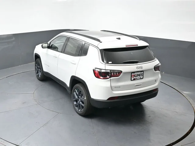 Nuevos JEEP COMPASS à Estados chez autogozo