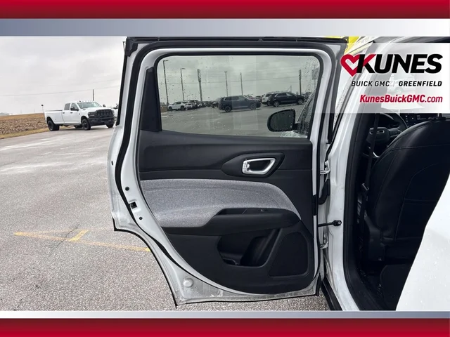 SEMINUEVOS JEEP Compass a Estados en autogozo