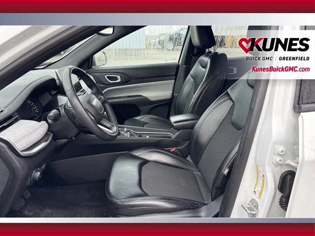 SEMINUEVOS JEEP Compass a Estados en autogozo