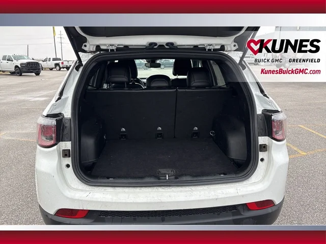 SEMINUEVOS JEEP Compass a Estados en autogozo