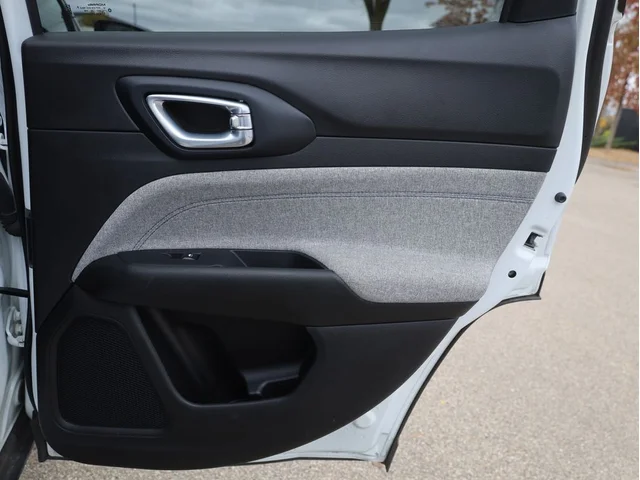 SEMINUEVOS JEEP Compass a Estados en autogozo