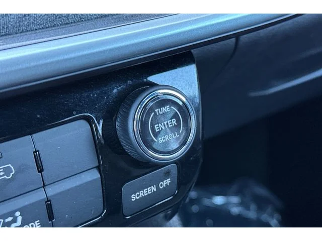 SEMINUEVOS JEEP Compass at ELK GROVE in Elk Grove Buick GMC
