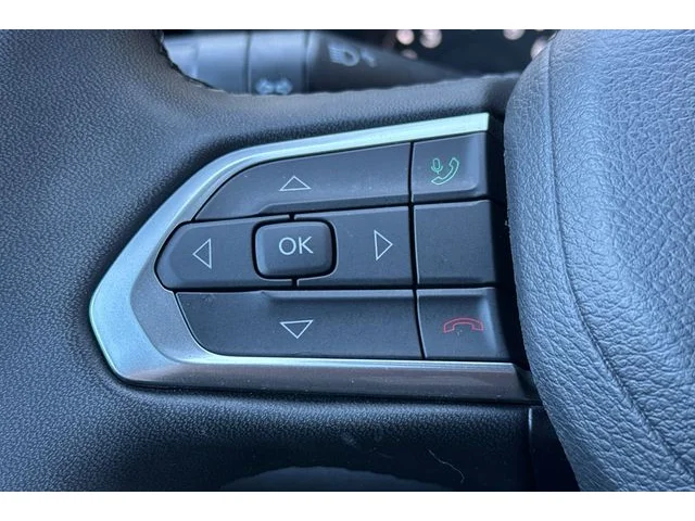 SEMINUEVOS JEEP Compass at ELK GROVE in Elk Grove Buick GMC