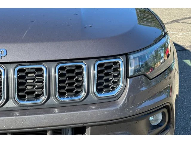 SEMINUEVOS JEEP Compass at ELK GROVE in Elk Grove Buick GMC
