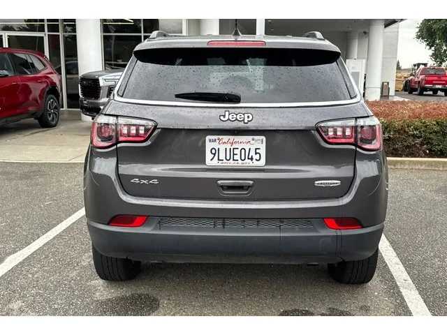 SEMINUEVOS JEEP Compass at ELK GROVE in Elk Grove Buick GMC