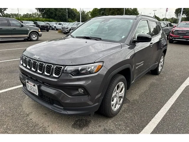 SEMINUEVOS JEEP Compass at ELK GROVE in Elk Grove Buick GMC