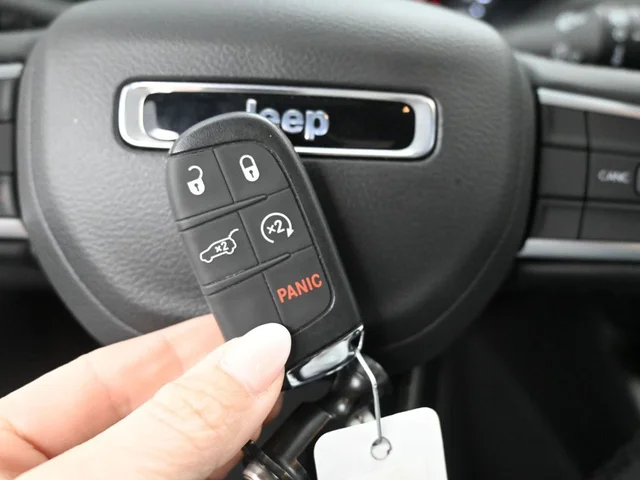 Nuevos JEEP COMPASS à Estados chez autogozo