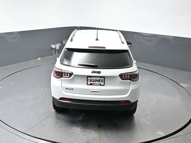 Nuevos JEEP COMPASS à Estados chez autogozo