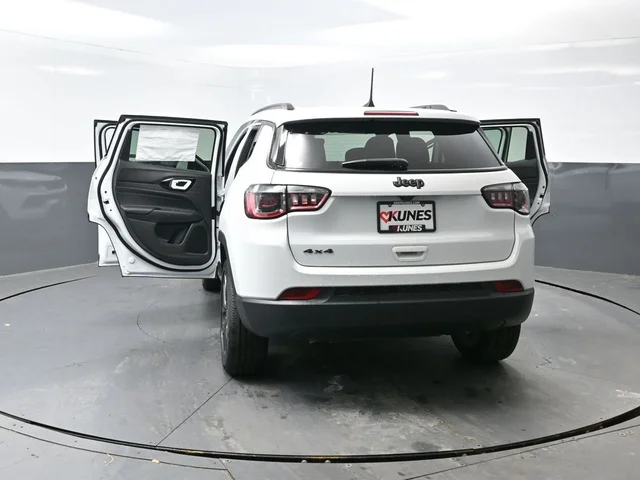 Nuevos JEEP COMPASS à Estados chez autogozo