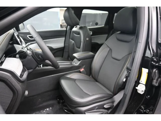 Nuevos JEEP COMPASS à Estados chez autogozo