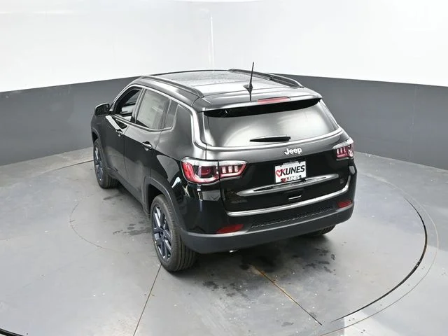 Nuevos JEEP COMPASS à Estados chez autogozo