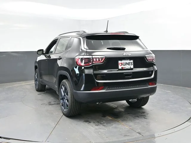 Nuevos JEEP COMPASS à Estados chez autogozo