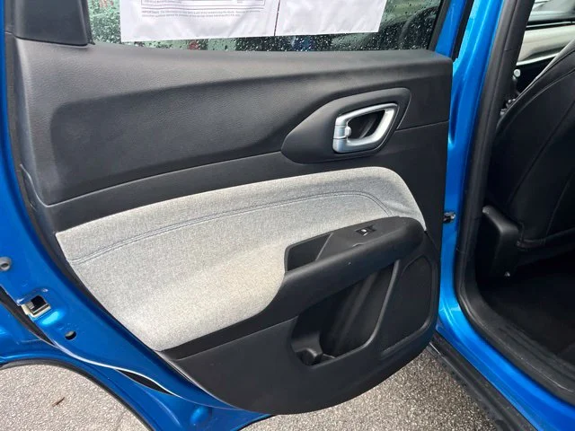 SEMINUEVOS JEEP Compass a Estados en autogozo