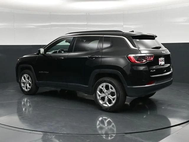 SEMINUEVOS JEEP Compass a Estados en autogozo