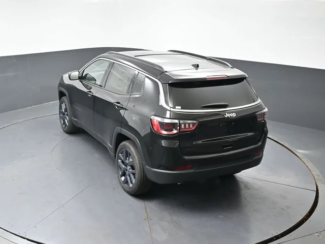 Nuevos JEEP COMPASS à Estados chez autogozo