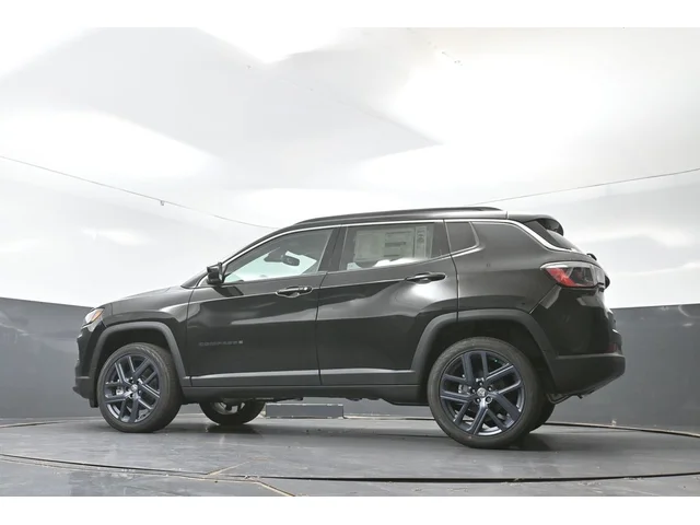 Nuevos JEEP COMPASS à Estados chez autogozo