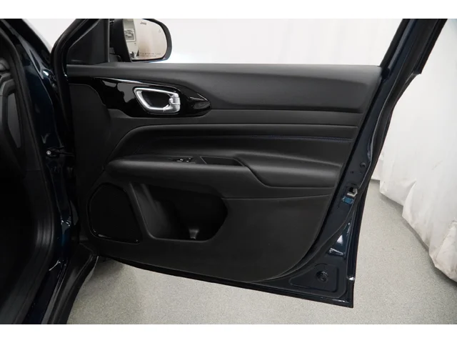 Nuevos JEEP COMPASS à Estados chez autogozo