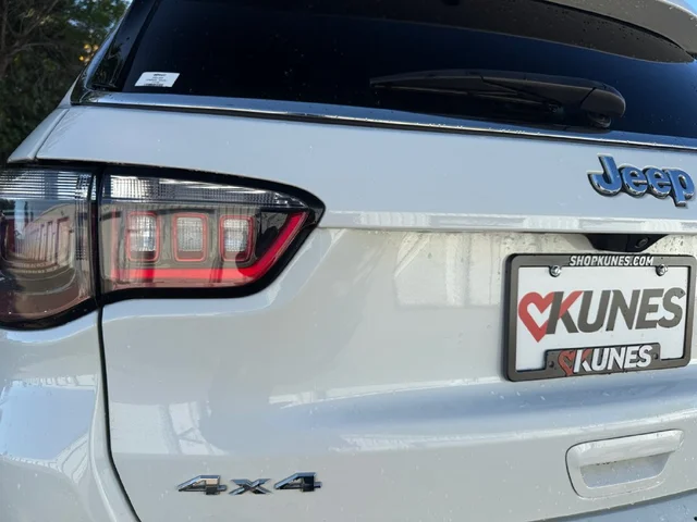 SEMINUEVOS JEEP Compass a Estados en autogozo