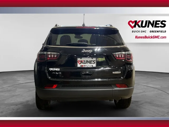 SEMINUEVOS JEEP Compass a Estados en autogozo