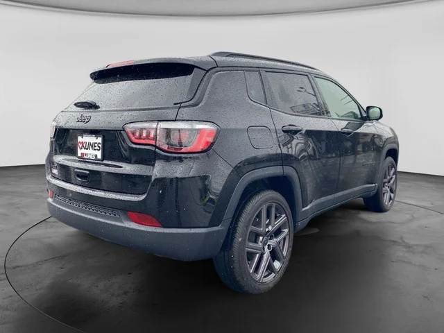 SEMINUEVOS JEEP Compass a Estados en autogozo