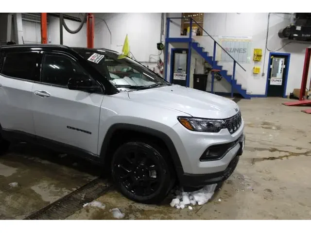 Nuevos JEEP COMPASS à Estados chez autogozo