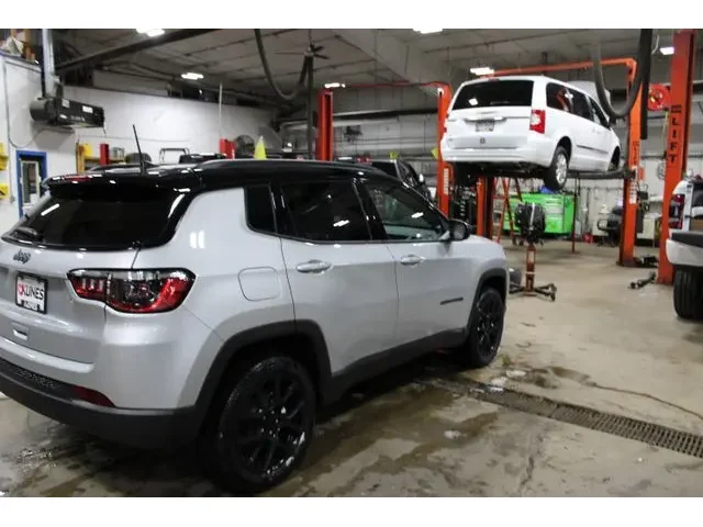 Nuevos JEEP COMPASS à Estados chez autogozo