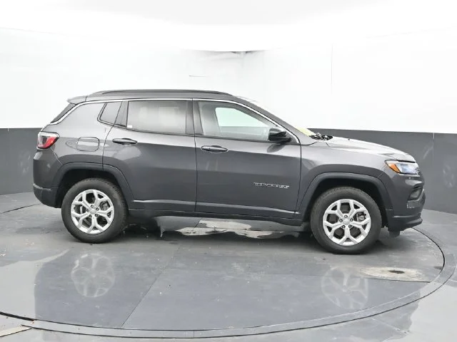 SEMINUEVOS JEEP Compass a Estados en autogozo