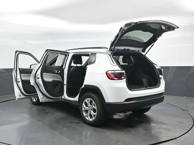 SEMINUEVOS JEEP Compass a Estados en autogozo
