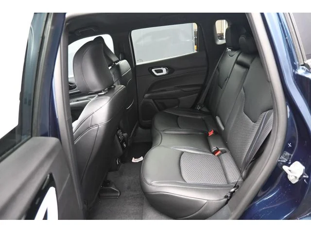 Nuevos JEEP COMPASS à Estados chez autogozo