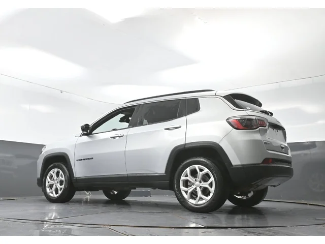 SEMINUEVOS JEEP Compass a Estados en autogozo