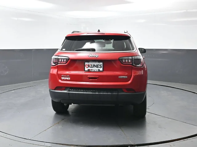 SEMINUEVOS JEEP Compass a Estados en autogozo