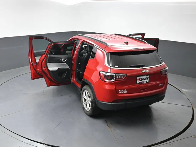 SEMINUEVOS JEEP Compass a Estados en autogozo
