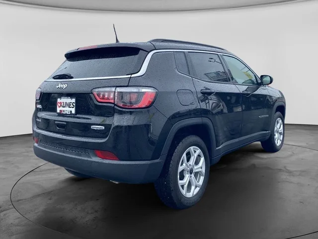 SEMINUEVOS JEEP Compass a Estados en autogozo