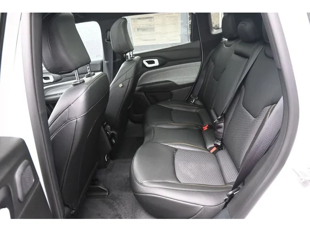 Nuevos JEEP COMPASS à Estados chez autogozo