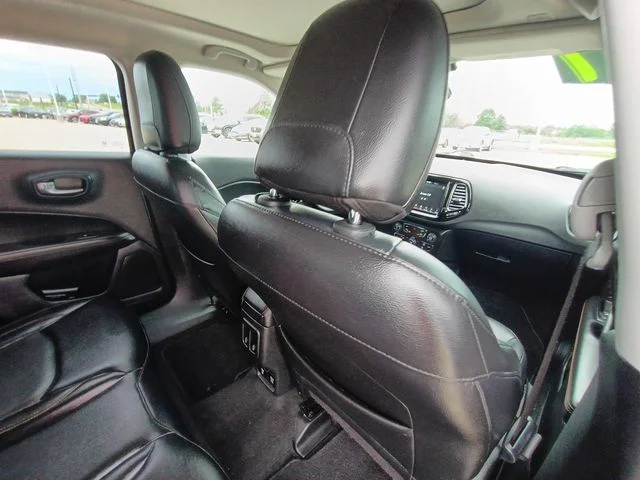 SEMINUEVOS JEEP Compass a Estados en autogozo