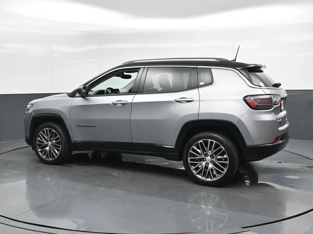 SEMINUEVOS JEEP Compass a Estados en autogozo
