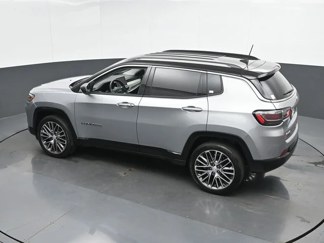 SEMINUEVOS JEEP Compass a Estados en autogozo