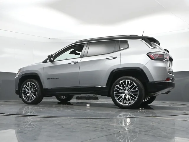 SEMINUEVOS JEEP Compass a Estados en autogozo