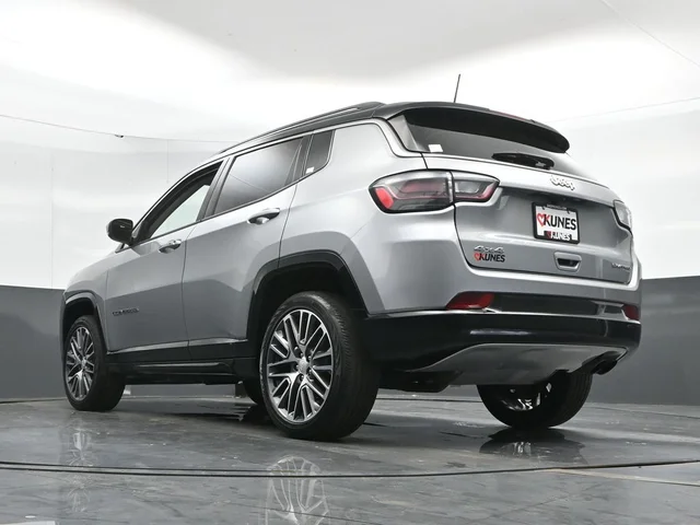 SEMINUEVOS JEEP Compass a Estados en autogozo